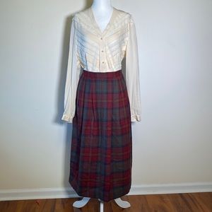 Vintage Red & Green Plaid Lands End 100% Wool midi skirt w/ pockets Sze …